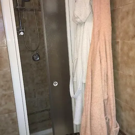 Casa *
